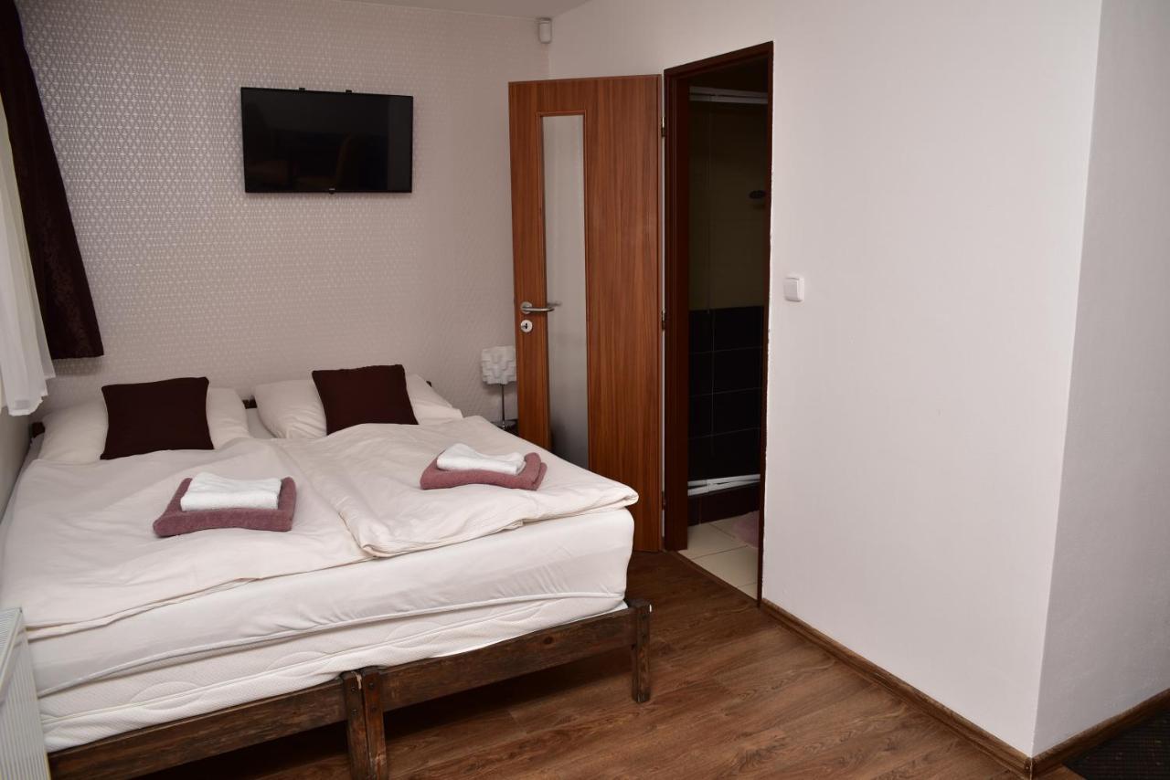 Pension U Krbu Mikulov v Krusnych Horach Экстерьер фото